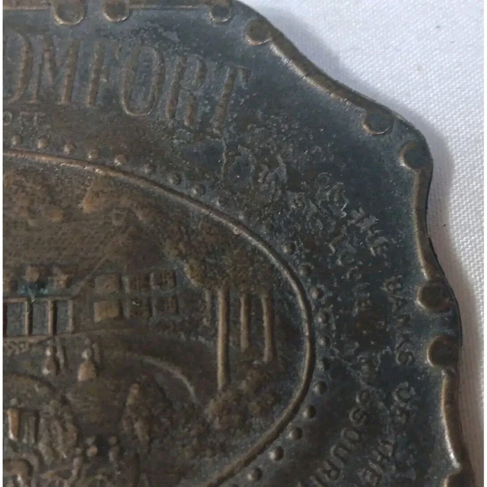 Vtg Southern Comfort Whiskey Belt Buckle Under Your Belt 70s Advertising‎ Promo